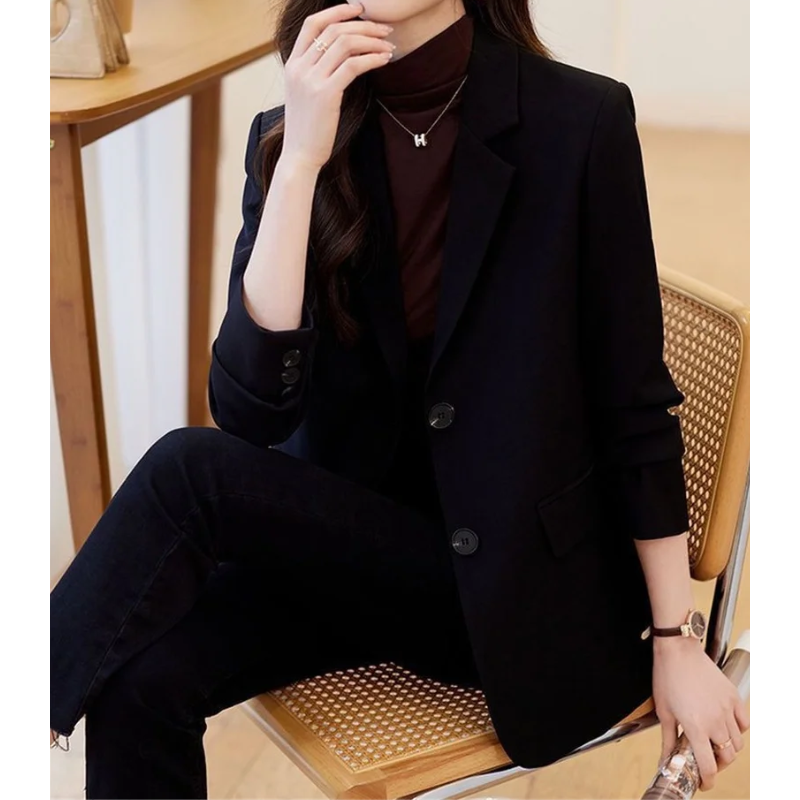 Stijlvolle blazer voor dames met lange mouwen – AURIVOX