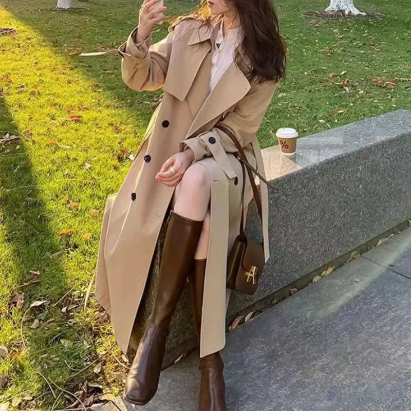 Ruime trenchcoat met dubbele knoopsluiting voor dames – LUX