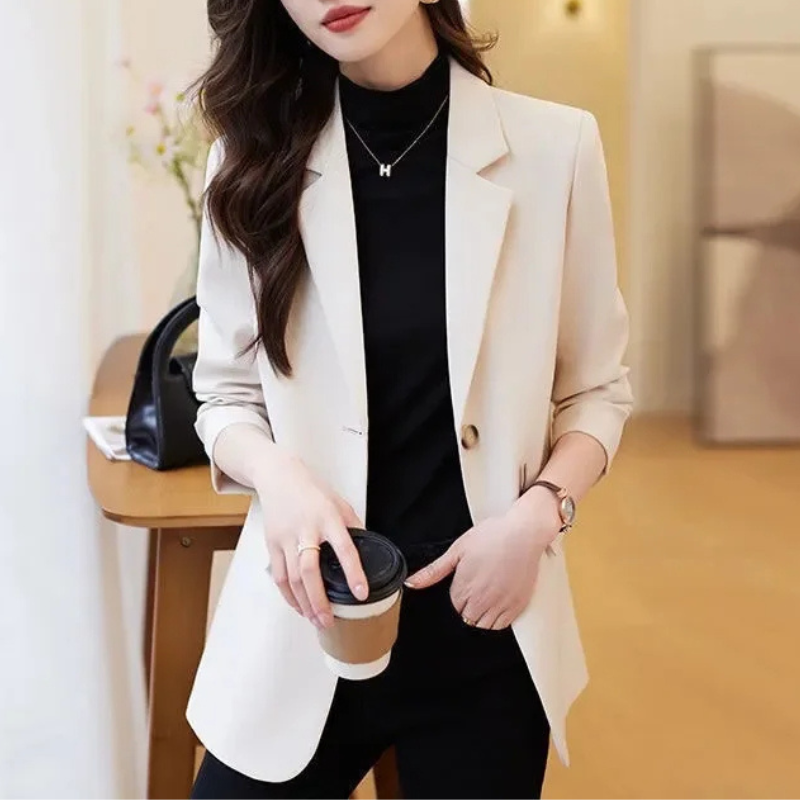 Stijlvolle blazer voor dames met lange mouwen – AURIVOX