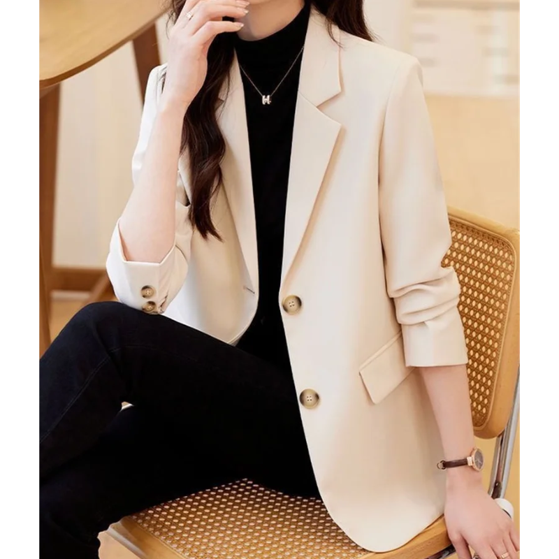 Stijlvolle blazer voor dames met lange mouwen – AURIVOX