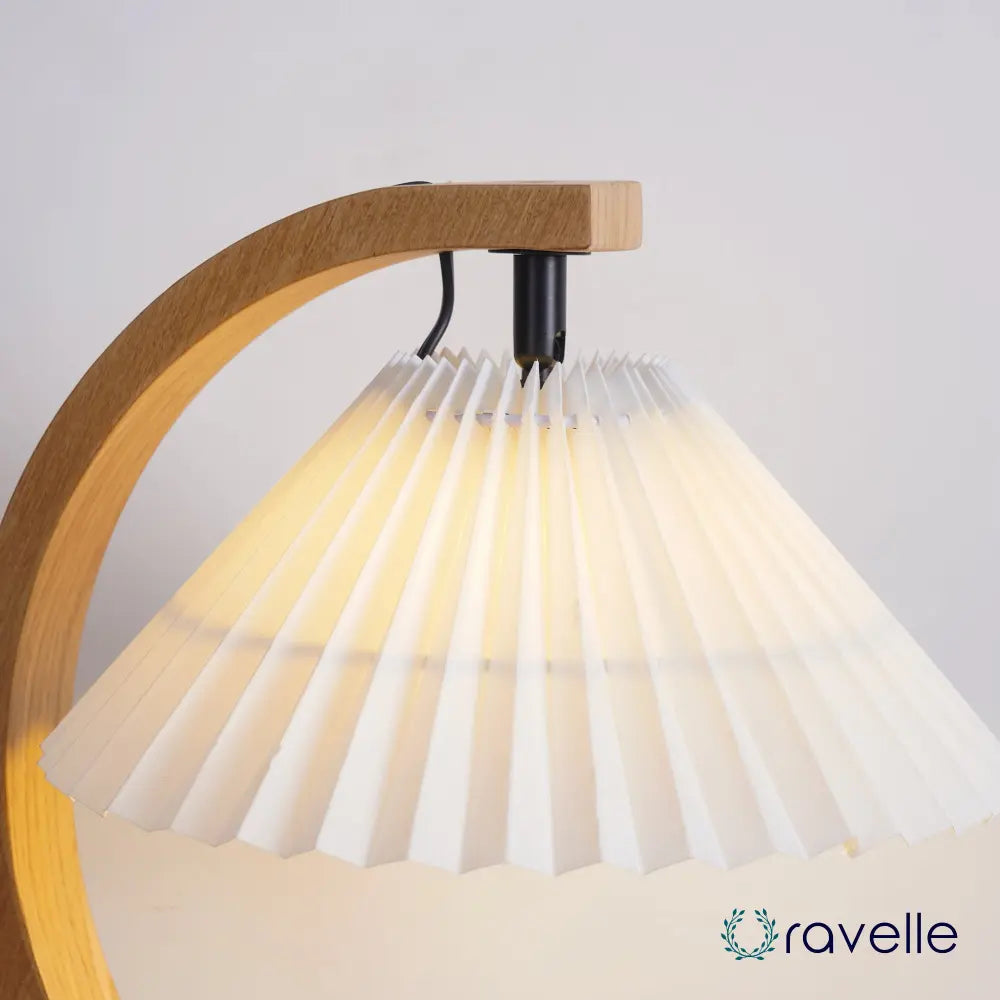 CAPRINA - Moderne Tafellamp voor Stijlvolle Binnenverlichting
