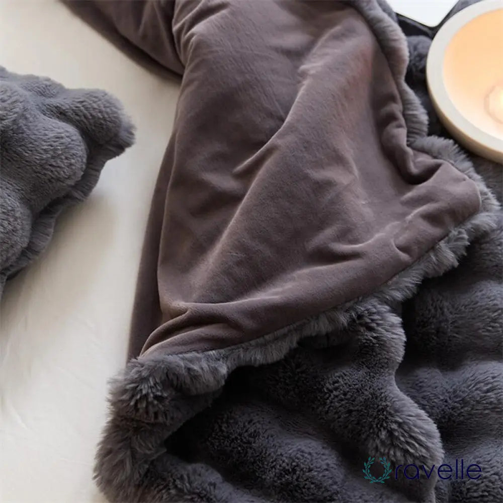 RABBIT FAUX-FUR - Luxe zachte plaid van imitatiebont