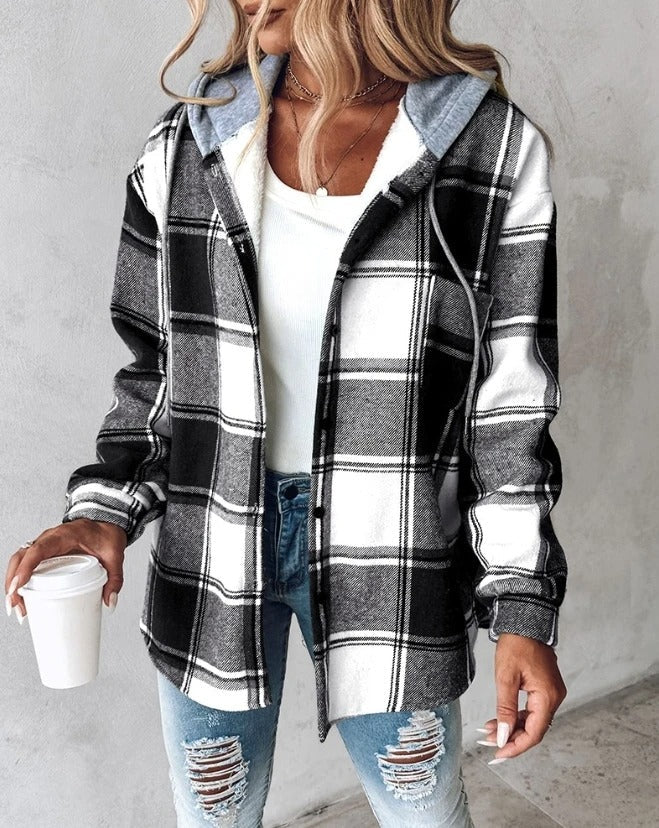 Oversized geruite jas met capuchon voor dames – NOVAWEAR