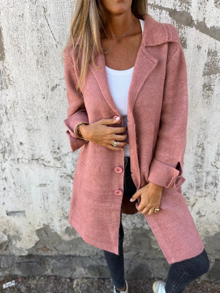 Halflange jas met knoopsluiting voor dames stijlvol – LUMARA