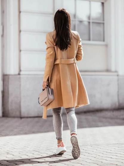 Chique trenchcoat voor dames met dubbel knoopsluiting–VELAR