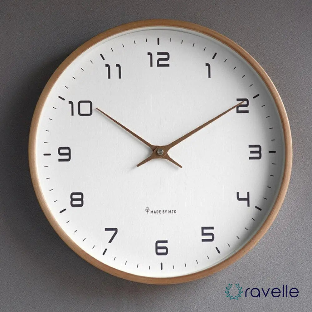 NordicTime - Houten wandklok met minimalistisch Scandinavisch design