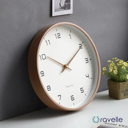 NordicTime - Houten wandklok met minimalistisch Scandinavisch design