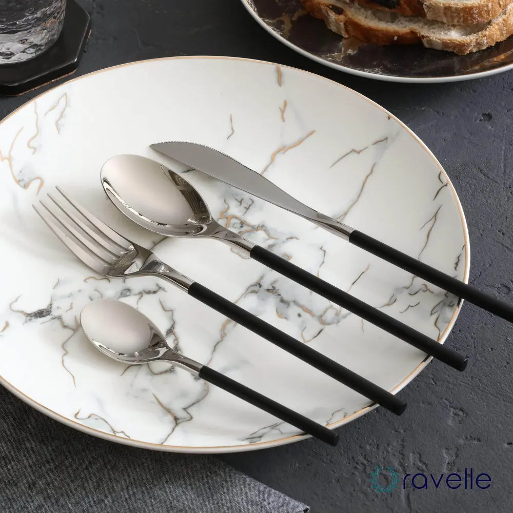 GERMANY - Luxe 4-delige bestekset met kunstzinnig design