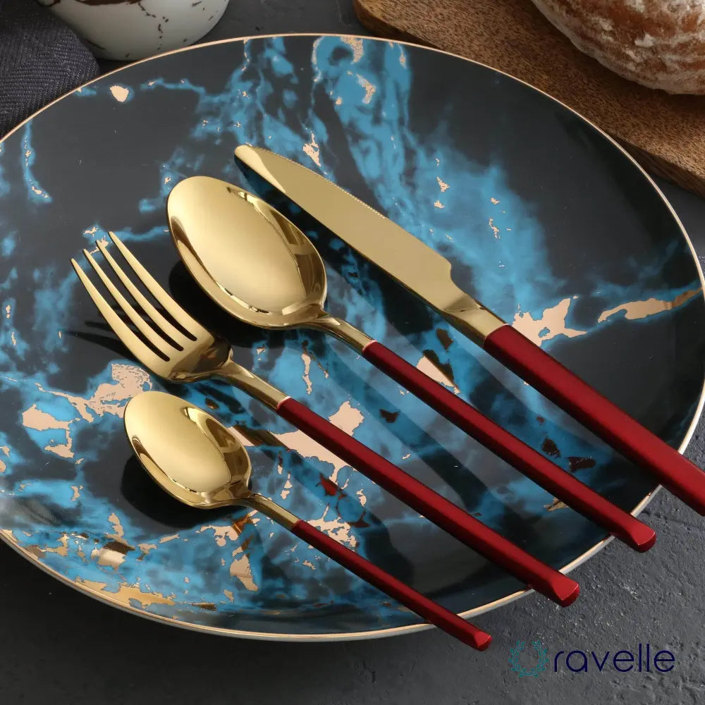 ITALY - Luxe 4-delige bestekset met kunstzinnig design