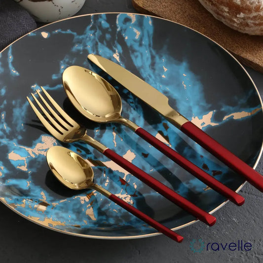 ITALY - Luxe 4-delige bestekset met kunstzinnig design