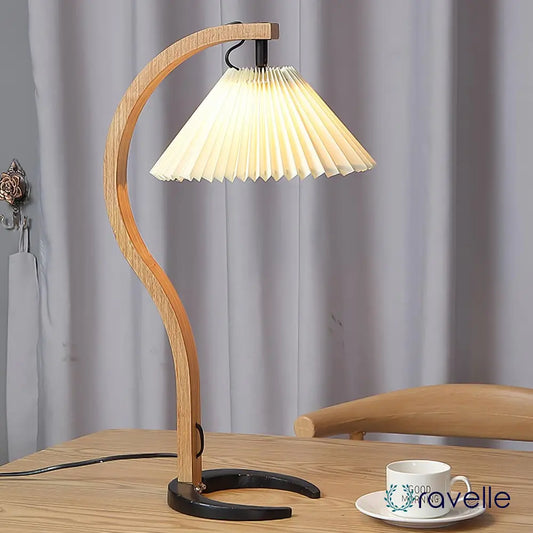 CAPRINA - Moderne Tafellamp voor Stijlvolle Binnenverlichting
