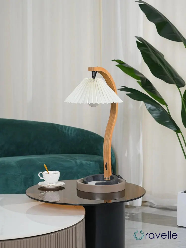 CAPRINA - Moderne Tafellamp voor Stijlvolle Binnenverlichting