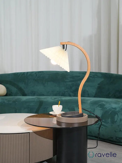 CAPRINA - Moderne Tafellamp voor Stijlvolle Binnenverlichting