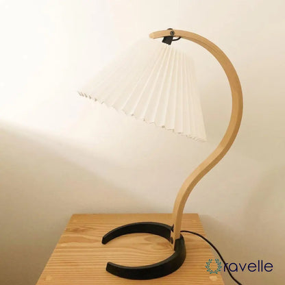 CAPRINA - Moderne Tafellamp voor Stijlvolle Binnenverlichting