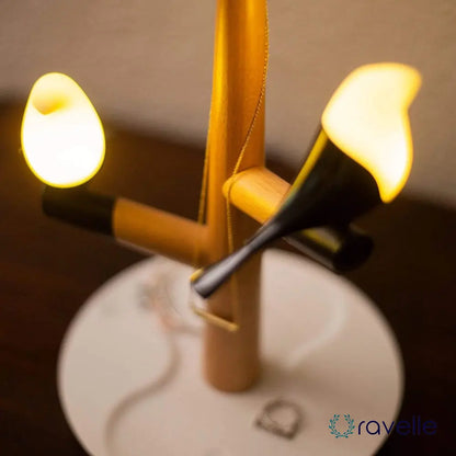 BIRDS - Moderne tafellamp met een speels en elegant ontwerp