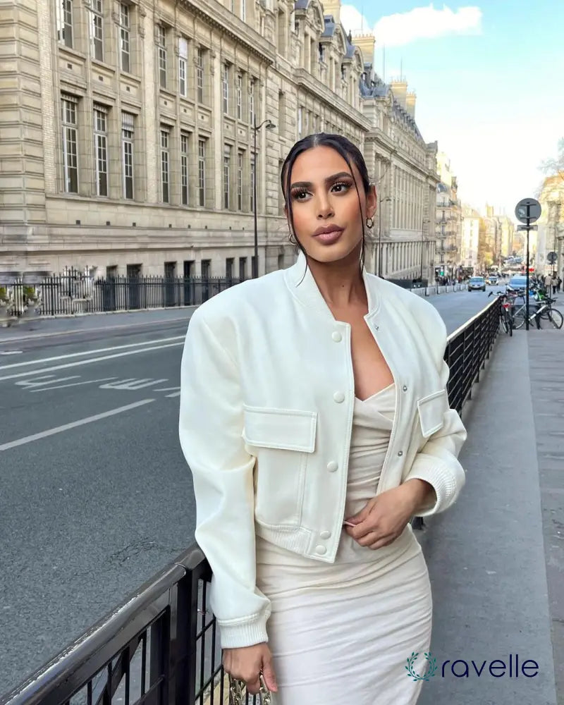 Oversized beige dames bomberjack met streetstyle look – NOVA URBAN COAT