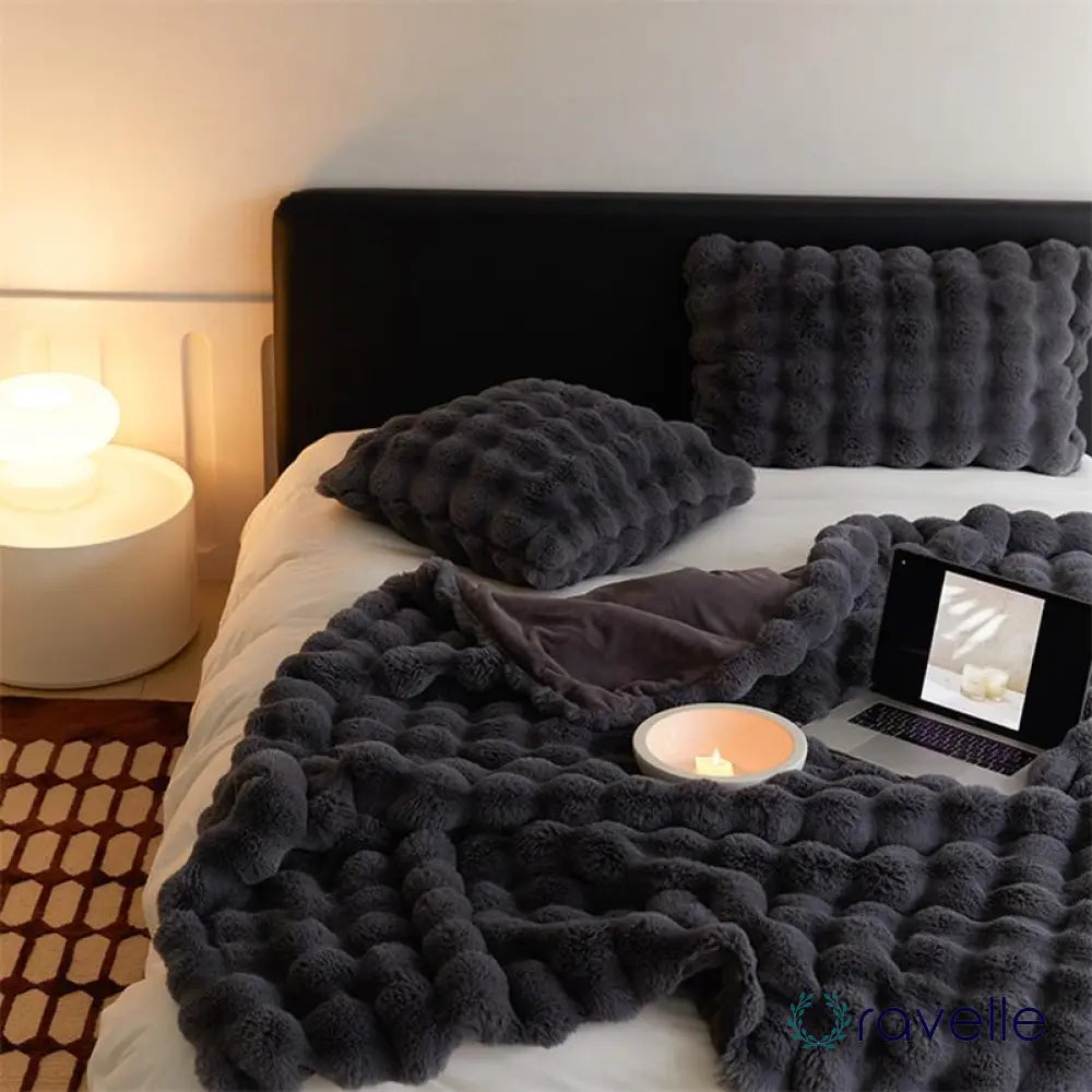 RABBIT FAUX-FUR - Luxe zachte plaid van imitatiebont